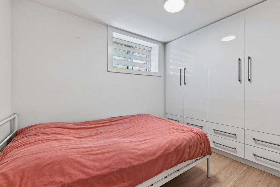 2977 E 42nd Avenue Vancouver, BC - 26