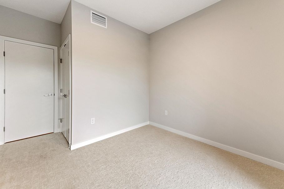 602 110 E 17th Street North Vancouver, BC - 28