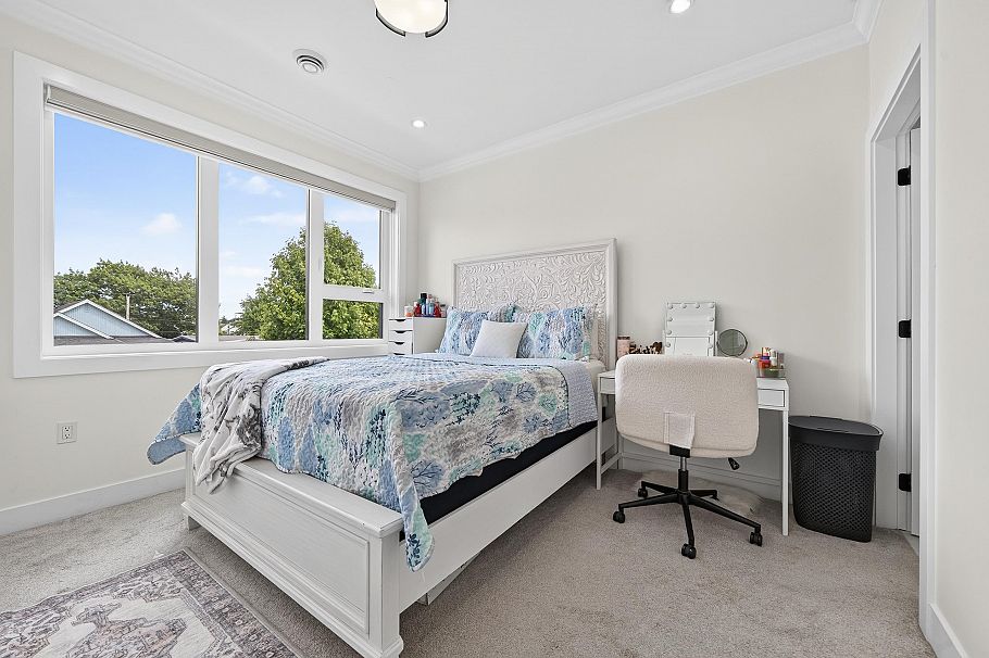5835 Clarendon Street Vancouver, BC - 14