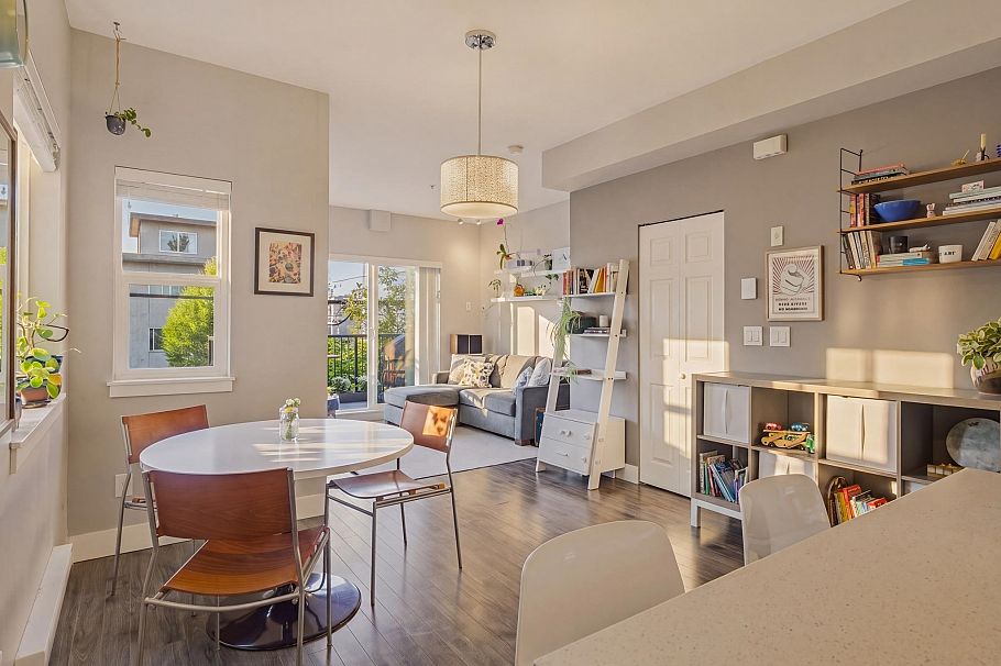 215 2273 Triumph Street Vancouver, BC - 6