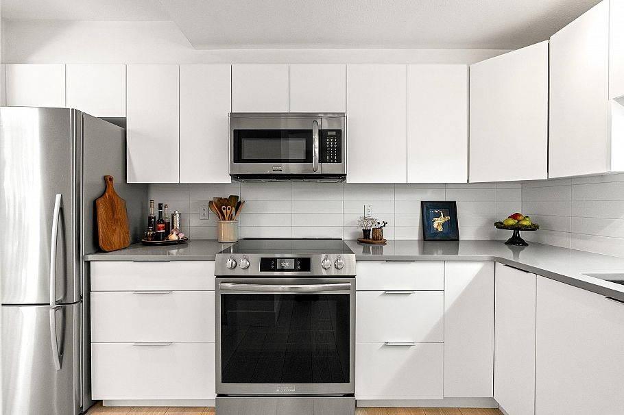 2 258 W 14th Street North Vancouver, BC - 8
