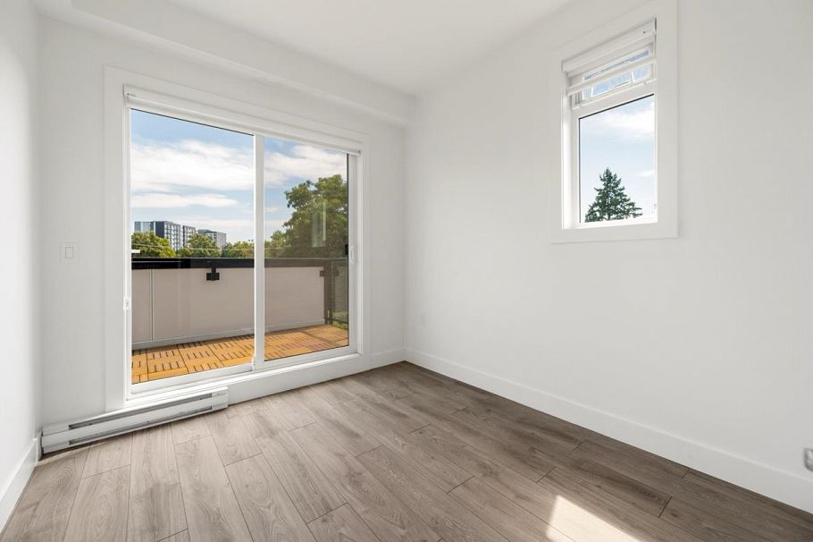 5043 Chambers Street Vancouver, BC - 14
