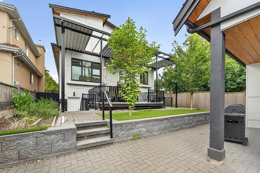 5835 Clarendon Street Vancouver, BC - 34
