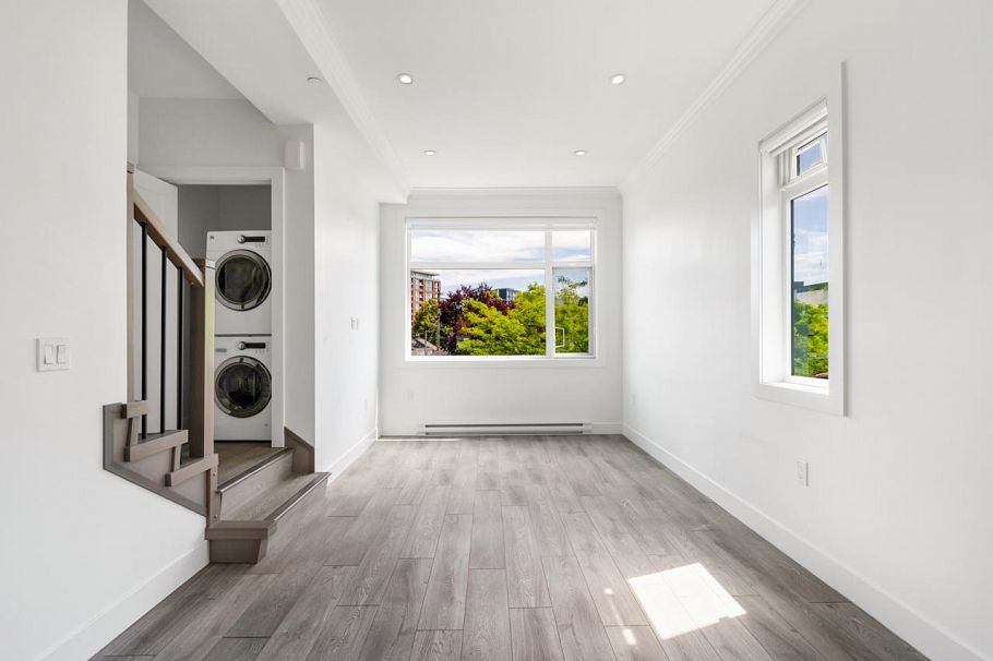 5043 Chambers Street Vancouver, BC - 7