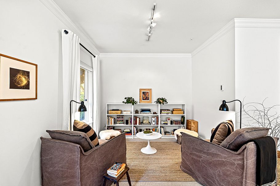 2 258 W 14th Street North Vancouver, BC - 6