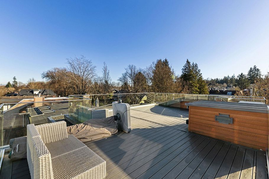 4437 W 13th Avenue Vancouver, BC - 34