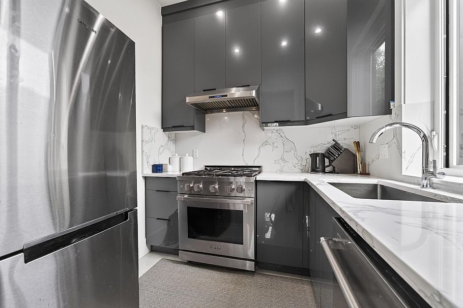 5835 Clarendon Street Vancouver, BC - 9