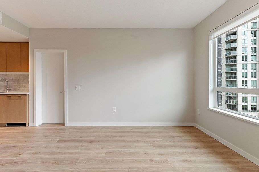 602 110 E 17th Street North Vancouver, BC - 18