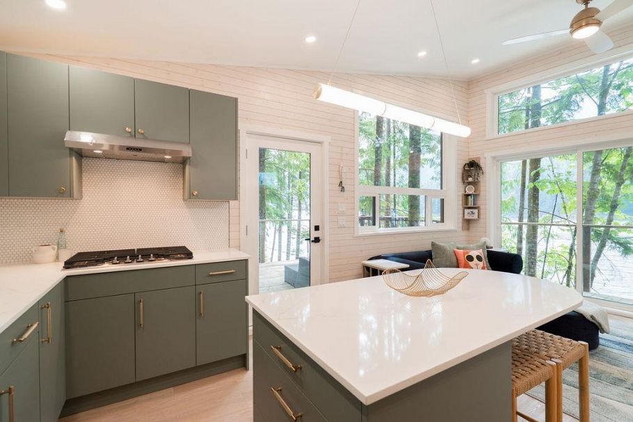 14 E Croker Island North Vancouver, BC - 11