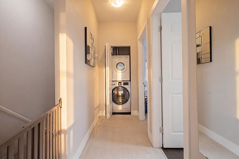 215 2273 Triumph Street Vancouver, BC - 24