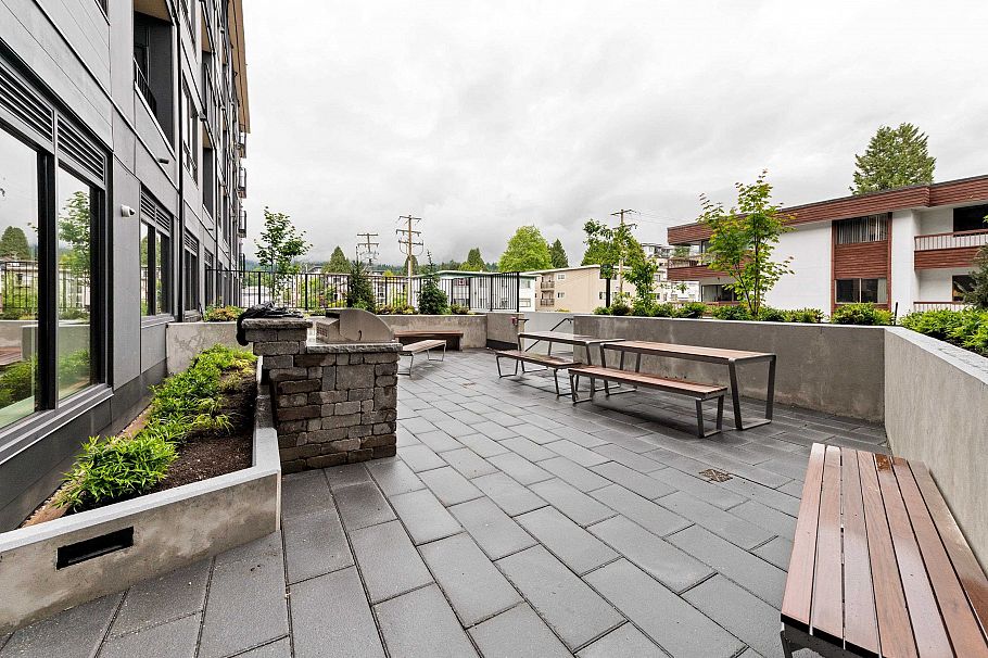 602 110 E 17th Street North Vancouver, BC - 37