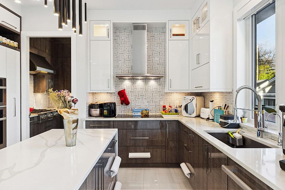 4437 W 13th Avenue Vancouver, BC - 12