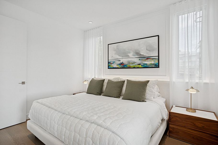 3634 W 29 Avenue Vancouver, BC - 18