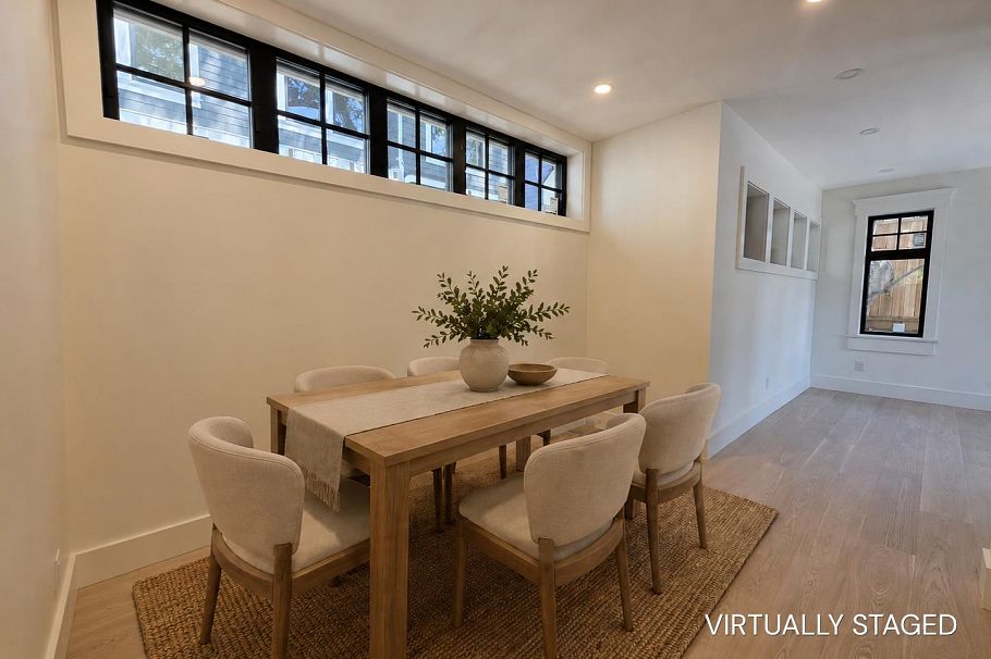 2570 W 2nd Avenue Vancouver, BC - 8