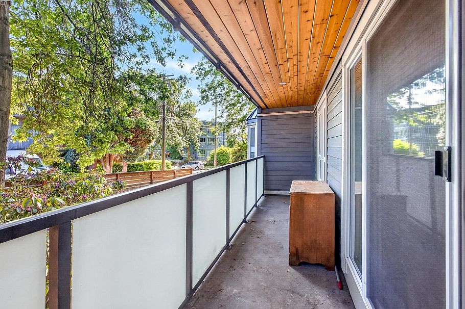 205 2328 Oxford Street Vancouver, BC - 26