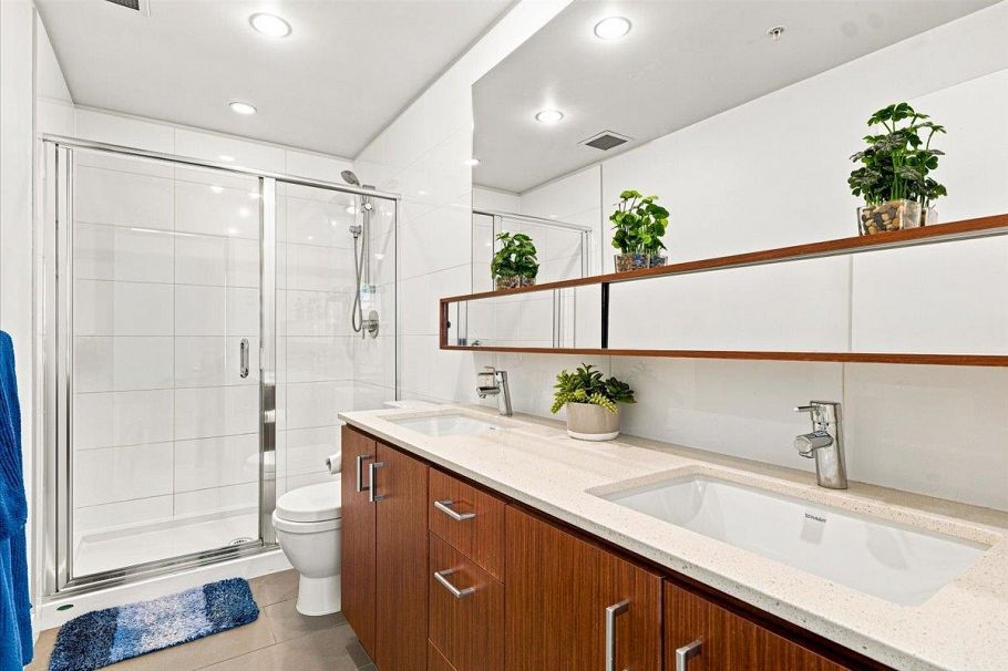 3 221 E 3 Street North Vancouver, BC - 14