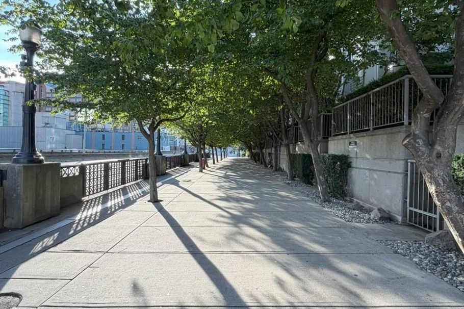 121 W Georgia Street Vancouver, BC - 36