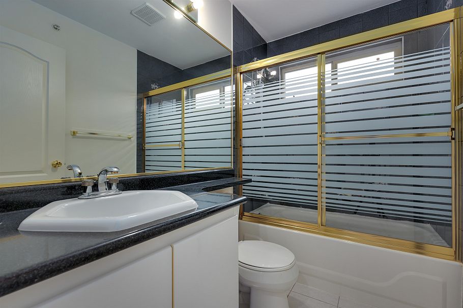 8369 Shaughnessy Street Vancouver, BC - 14