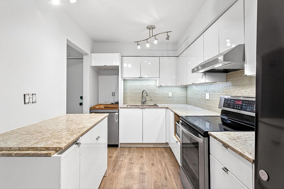 205 2328 Oxford Street Vancouver, BC - 11