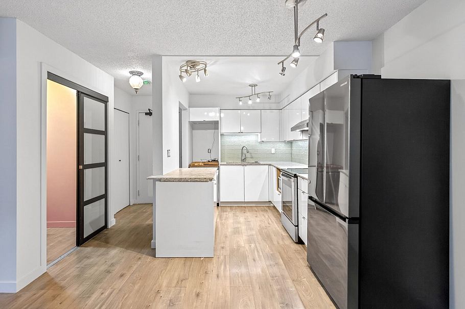 205 2328 Oxford Street Vancouver, BC - 13