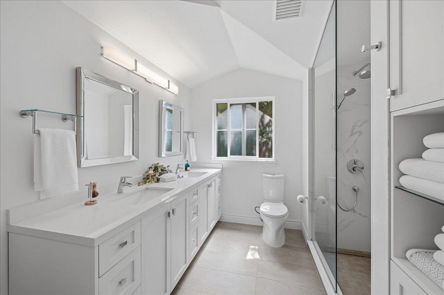 13 5605 Hampton Place Vancouver, BC - 24