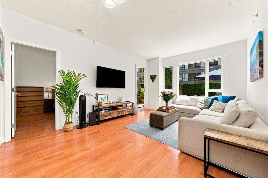 3 221 E 3 Street North Vancouver, BC - 5
