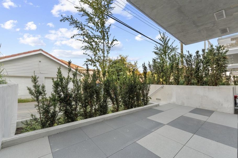 106 8080 Oak Street Vancouver, BC - 20