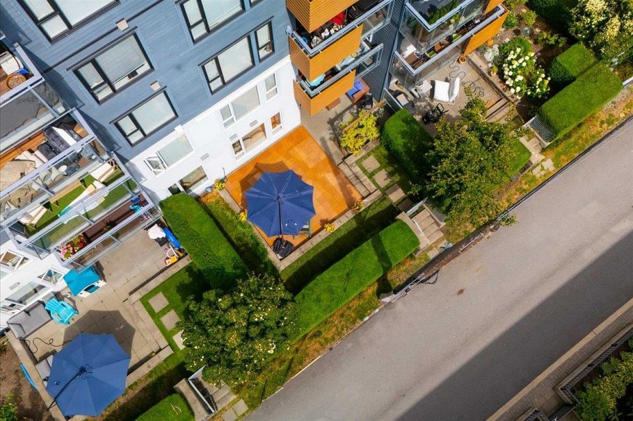 3 221 E 3 Street North Vancouver, BC - 24