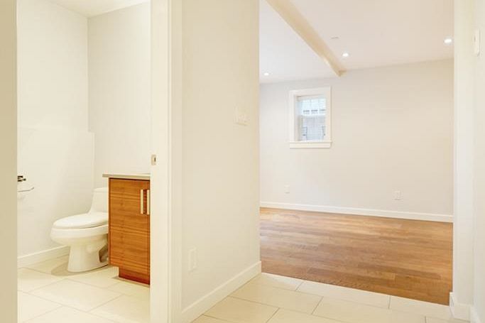 2 1130 E 14TH AVENUE, Vancouver BC V5T 2P3 Vancouver, BC - 16