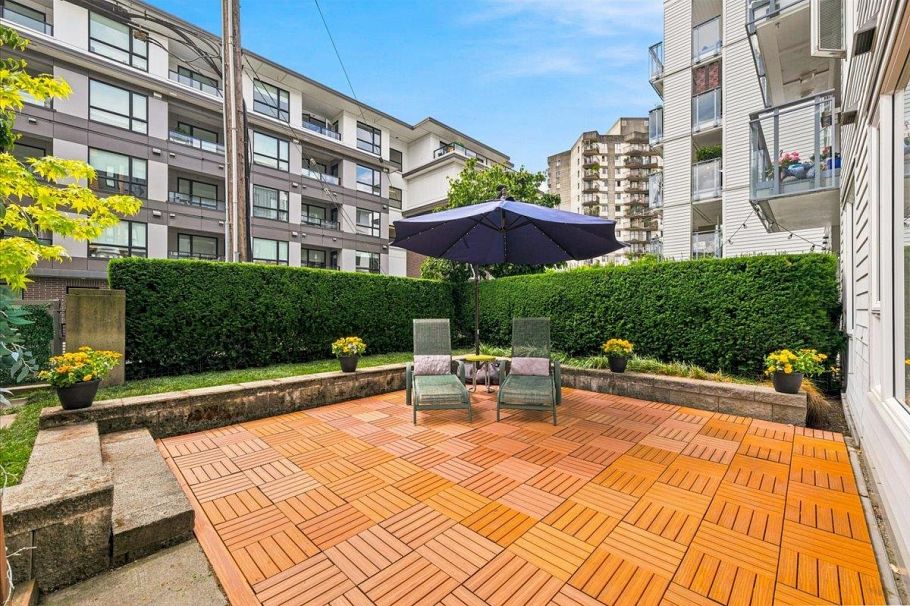 3 221 E 3 Street North Vancouver, BC - 3