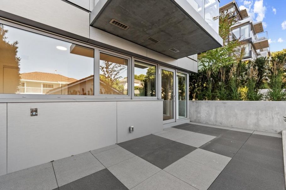 106 8080 Oak Street Vancouver, BC - 22