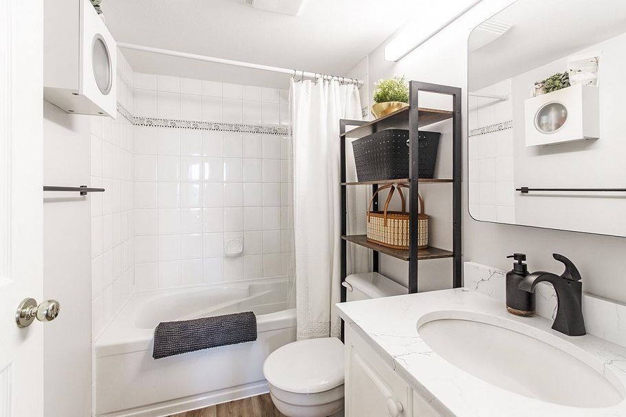 305 155 E 3rd Street North Vancouver, BC - 12