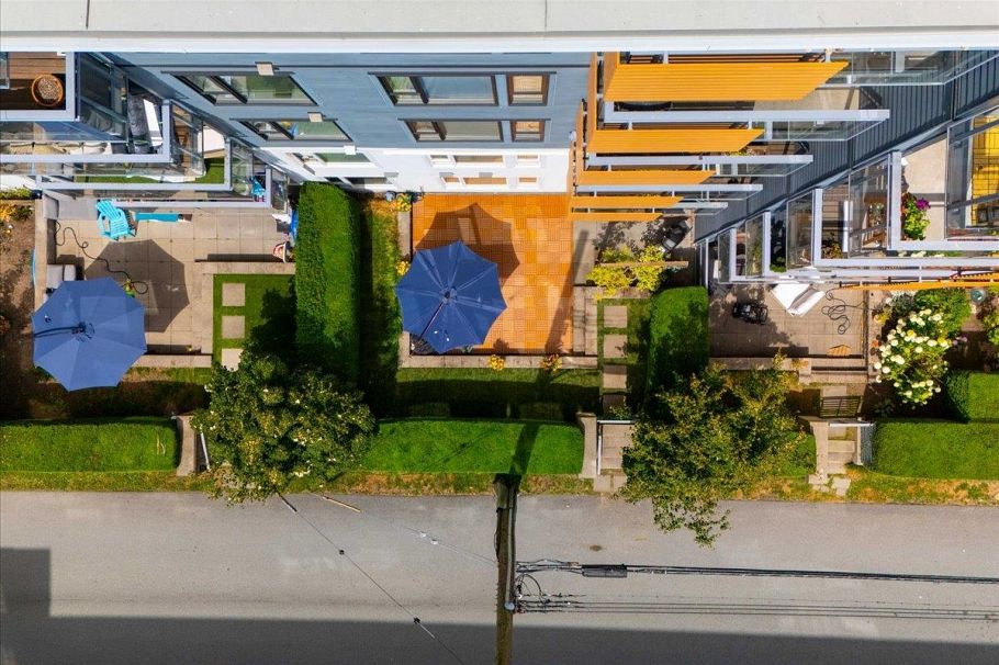 3 221 E 3 Street North Vancouver, BC - 23