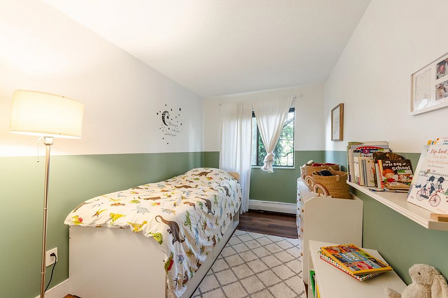 204 131 W 4th Street North Vancouver, BC - 16