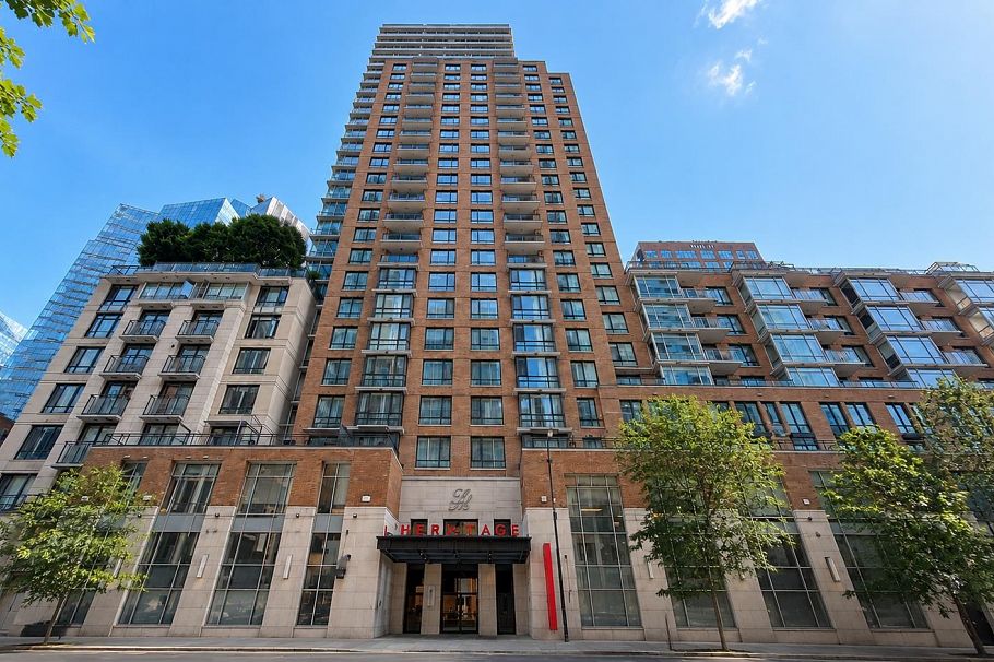 1702 788 Richards Street Vancouver, BC - 2