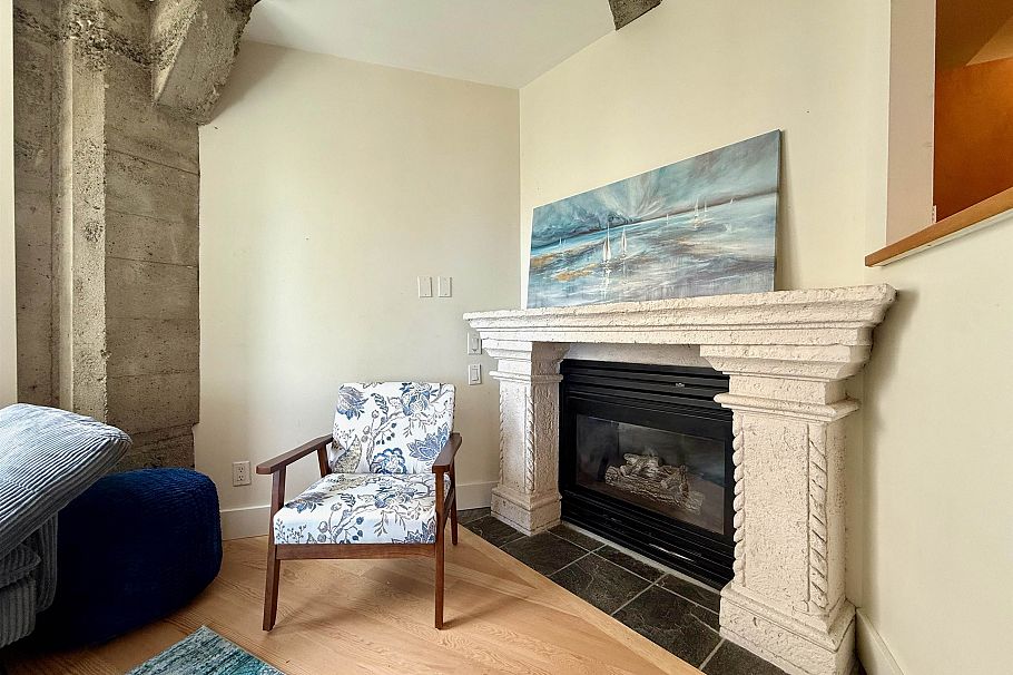 503 1216 Homer Street Vancouver, BC - 3