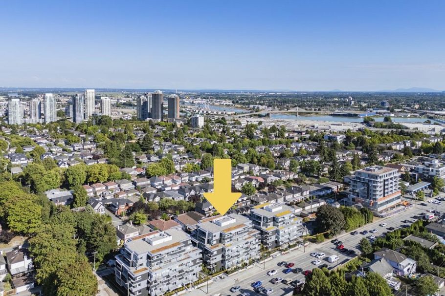 106 8080 Oak Street Vancouver, BC - 4