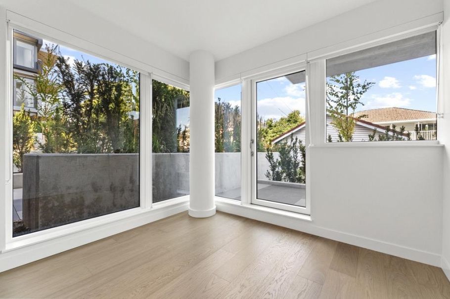 106 8080 Oak Street Vancouver, BC - 12