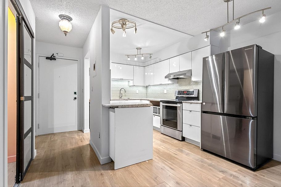 205 2328 Oxford Street Vancouver, BC - 12