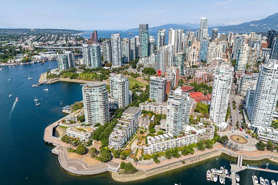 18C 139 Drake Street Vancouver, BC - 31