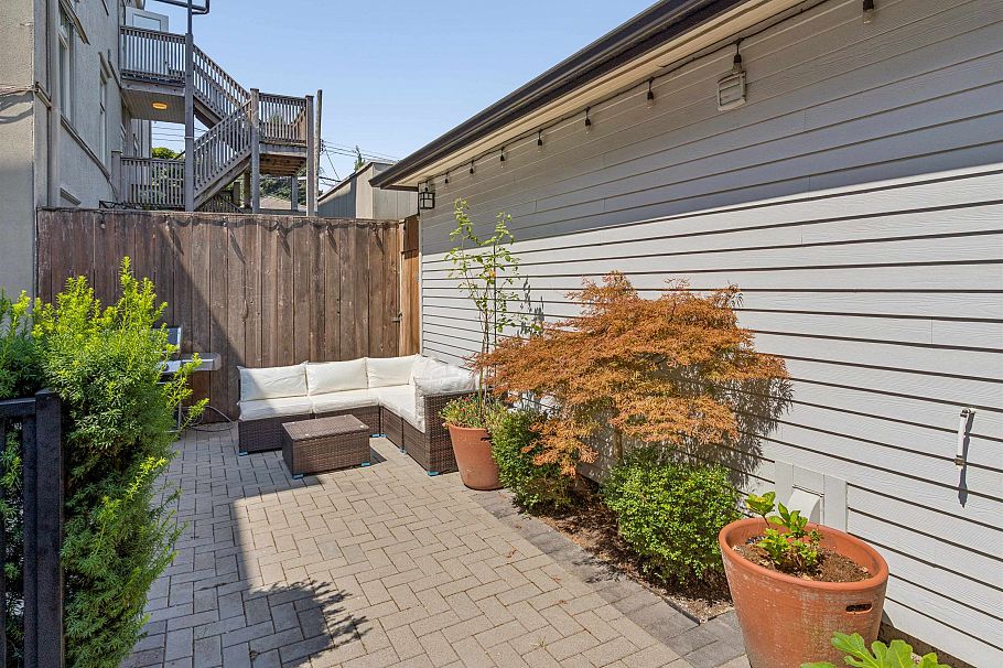 119 E 27th Avenue Vancouver, BC - 26