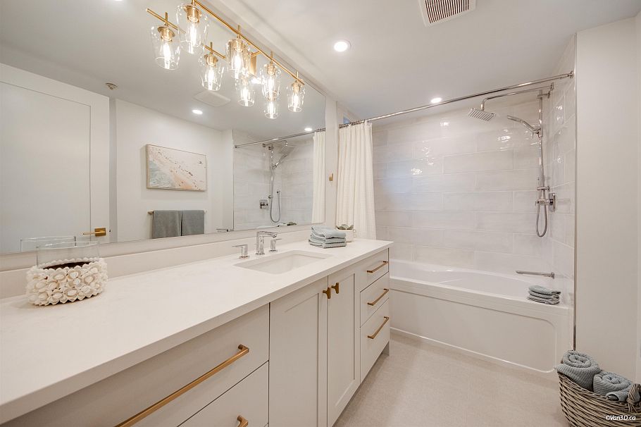 107 611 W 13th Avenue Vancouver, BC - 34