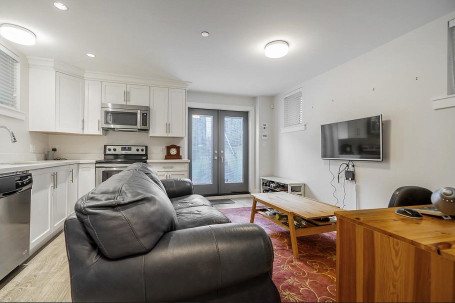 119 E 27th Avenue Vancouver, BC - 28