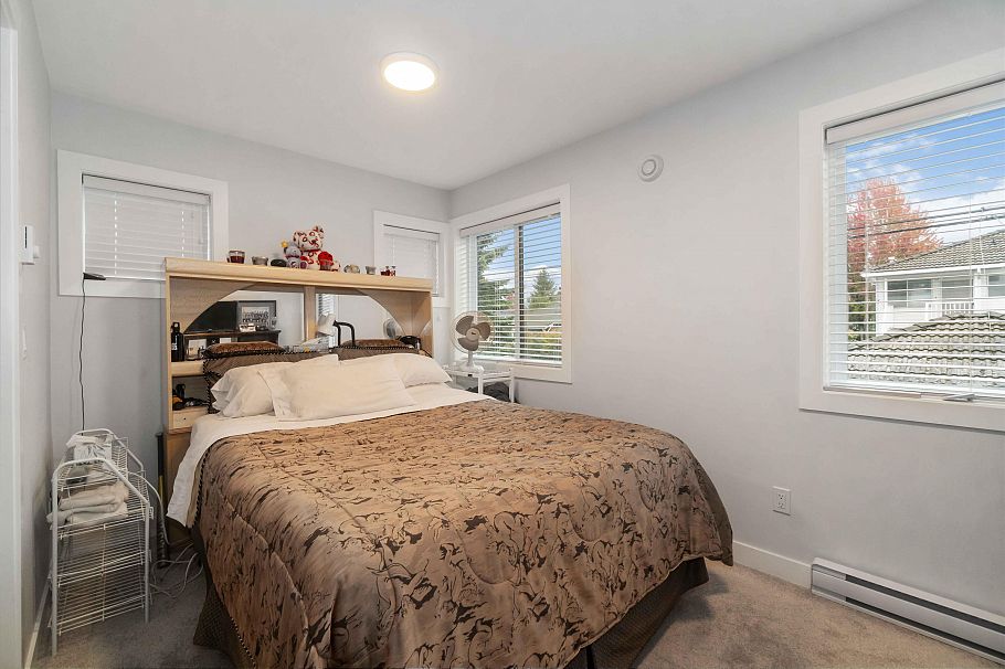 2575 & 2577 Parker Street Vancouver, BC - 12