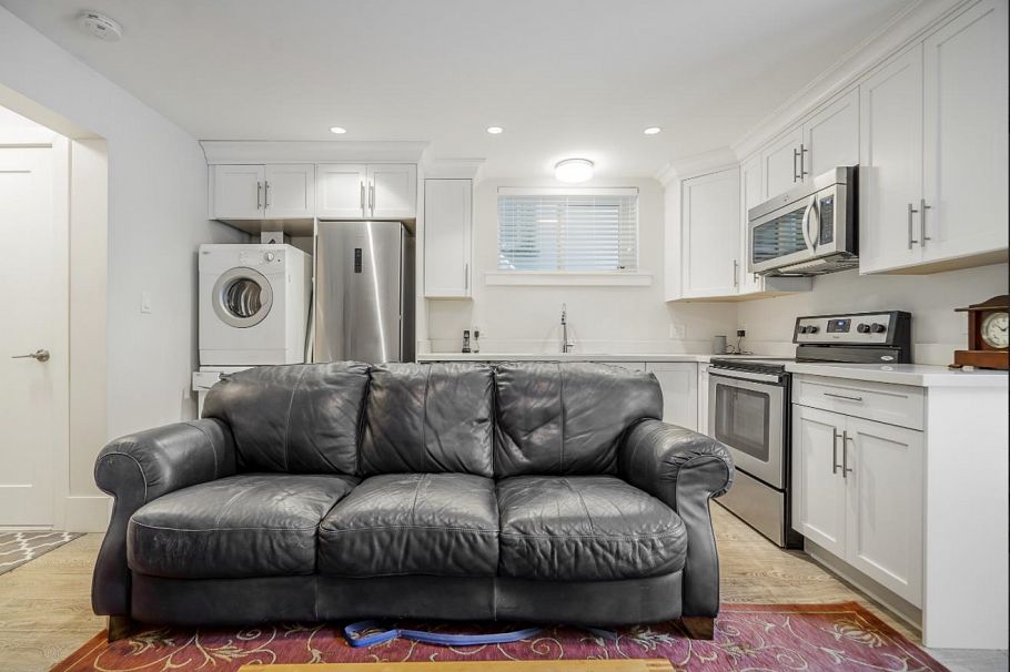 119 E 27th Avenue Vancouver, BC - 30