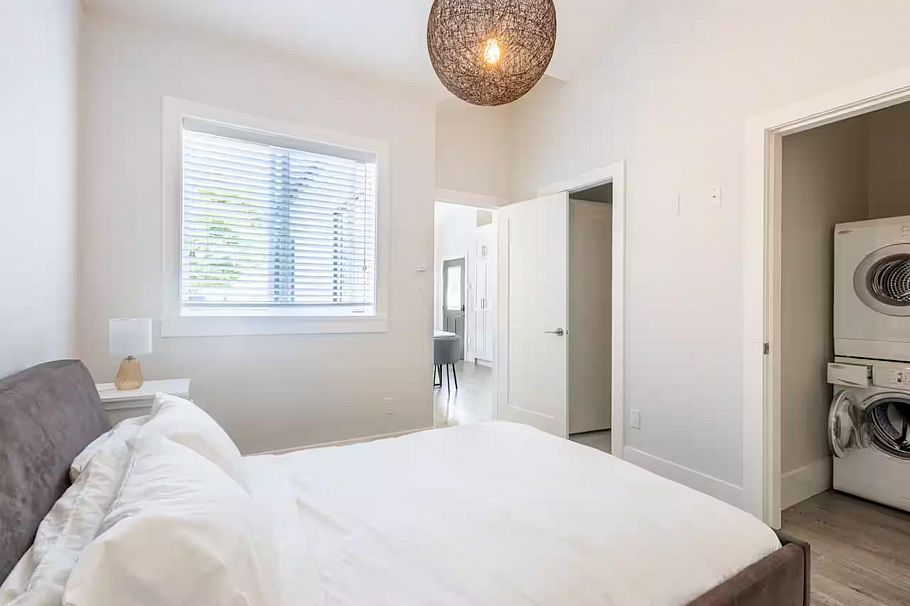 119 E 27th Avenue Vancouver, BC - 38