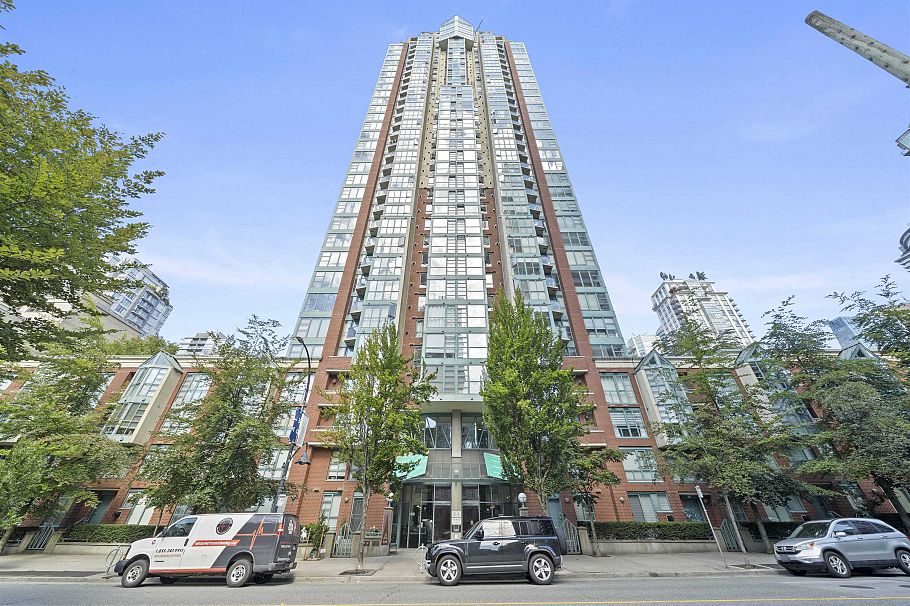 1610 939 Homer Street Vancouver, BC - 25