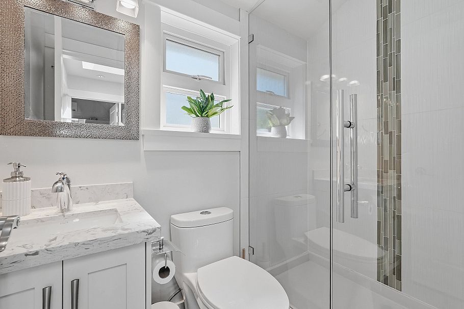 1820 Woodland Drive Vancouver, BC - 15