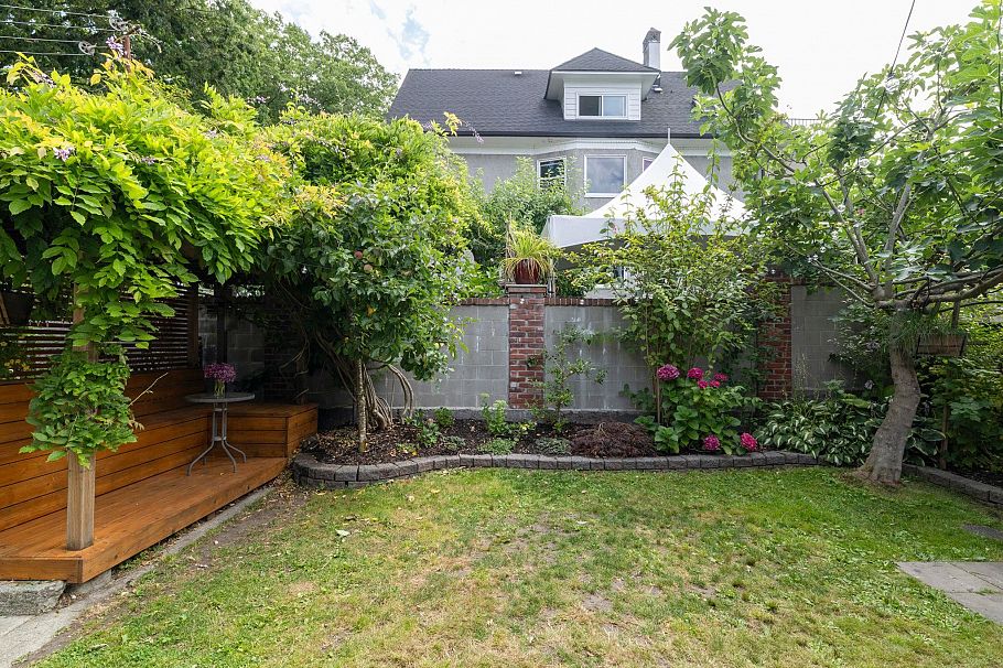 268 N Nanaimo Street Vancouver, BC - 37