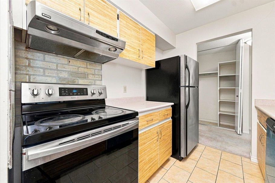 705 2008 Fullerton Avenue North Vancouver, BC - 9